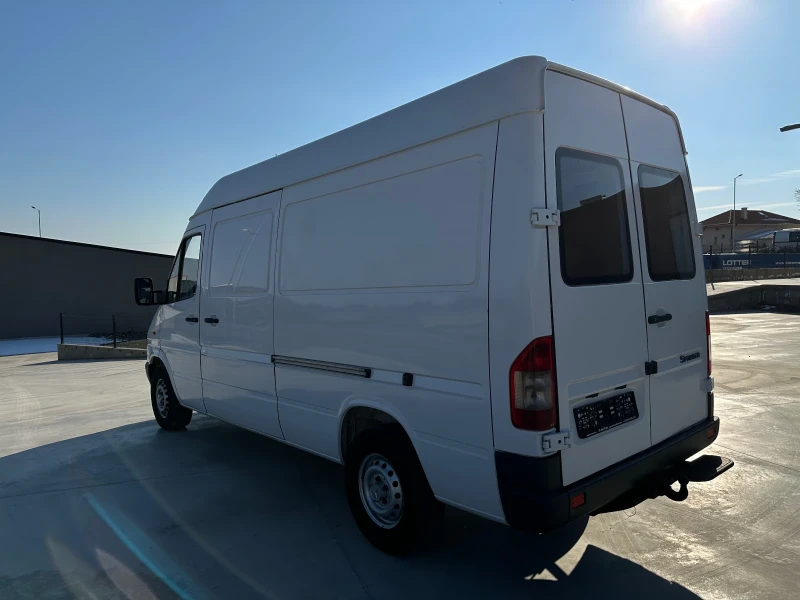 Mercedes-Benz Sprinter 311 Две странични врати* Топ състояние, снимка 5 - Бусове и автобуси - 49117372