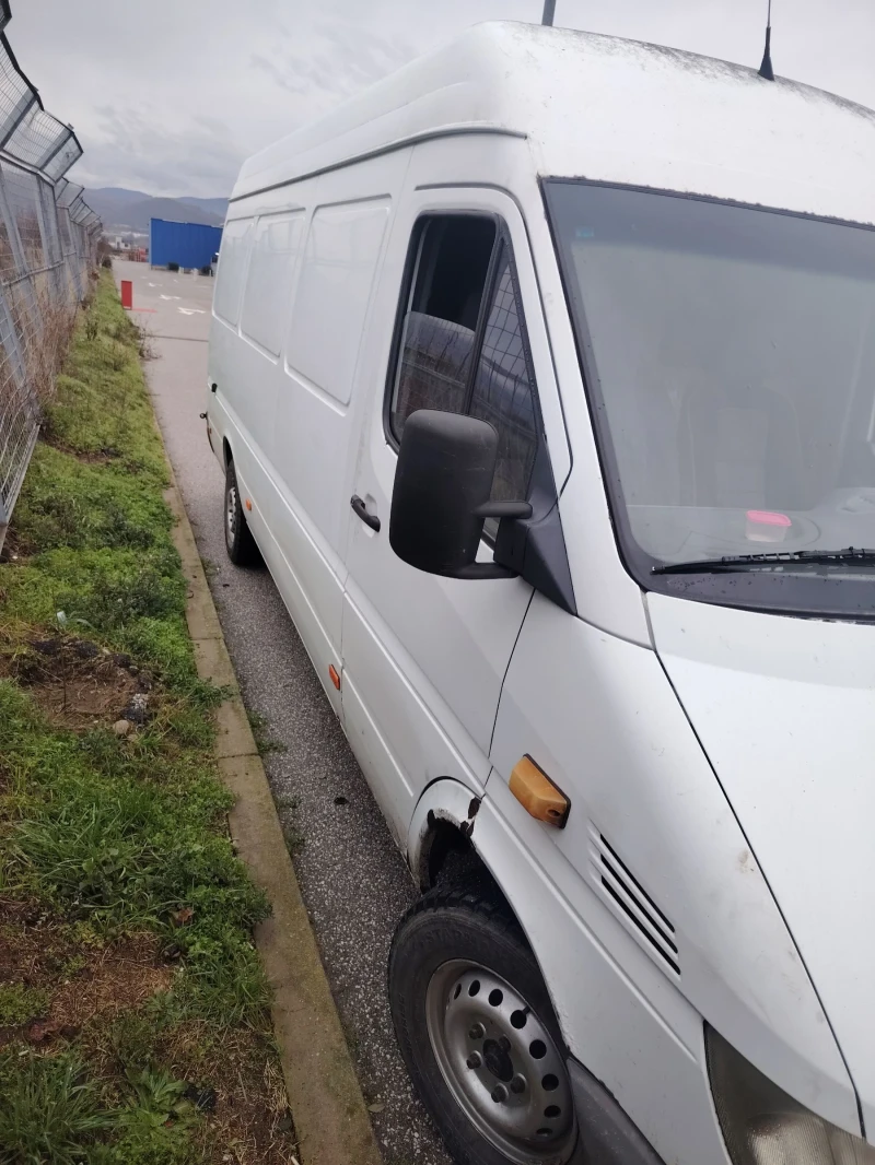 Mercedes-Benz Sprinter 311 2.2, снимка 4 - Бусове и автобуси - 53052103