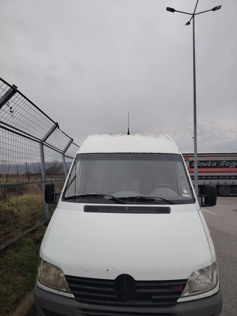 Mercedes-Benz Sprinter 311 2.2, снимка 2 - Бусове и автобуси - 53052103