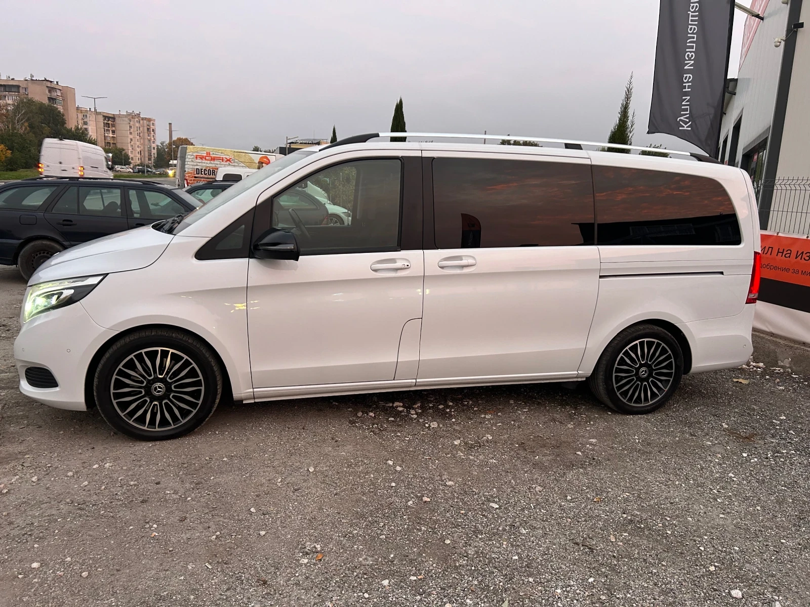 Mercedes-Benz V 250  - изображение 6
