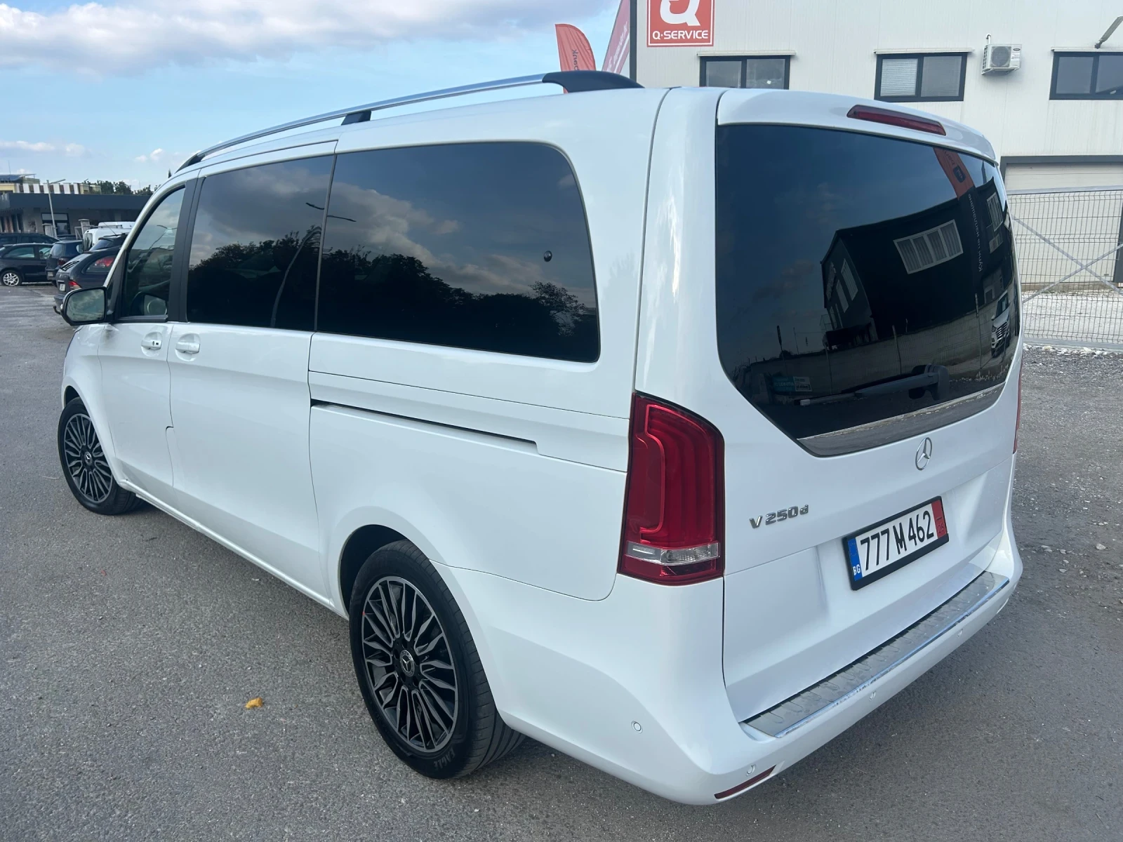 Mercedes-Benz V 250  - изображение 4