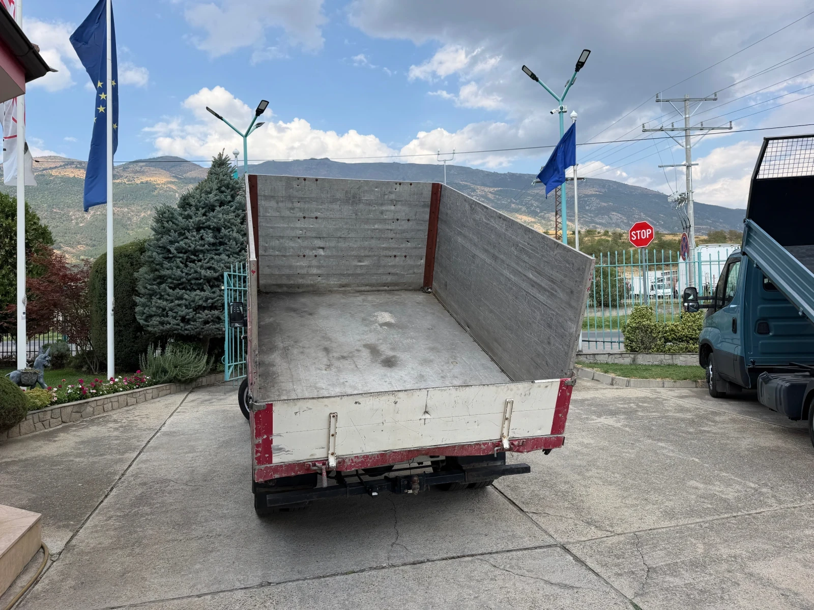 Iveco Daily 3.0HPT* 35C17* Климатик* Тристранен самосвал, снимка 9 - Бусове и автобуси - 55791681