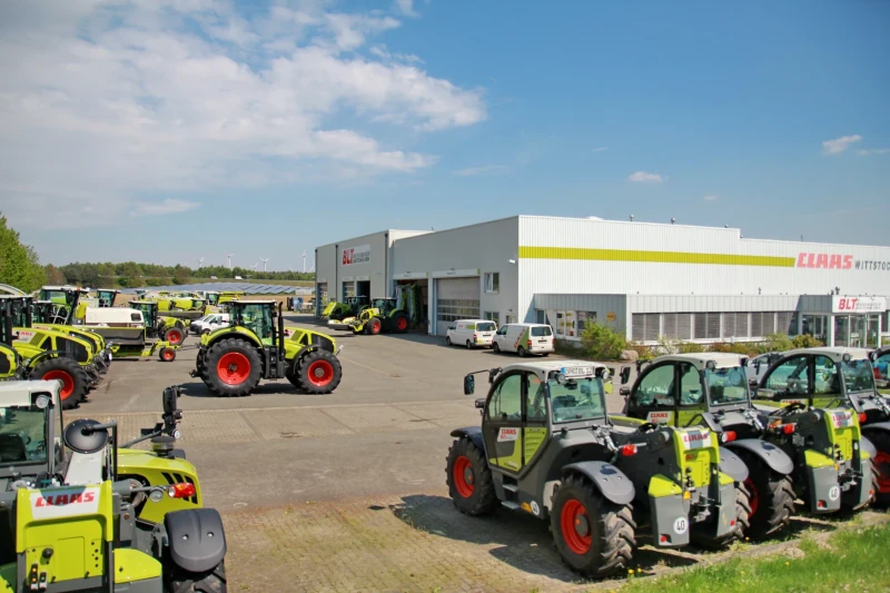 Телескопичен товарач Manitou, снимка 3 - Селскостопанска техника - 52258689