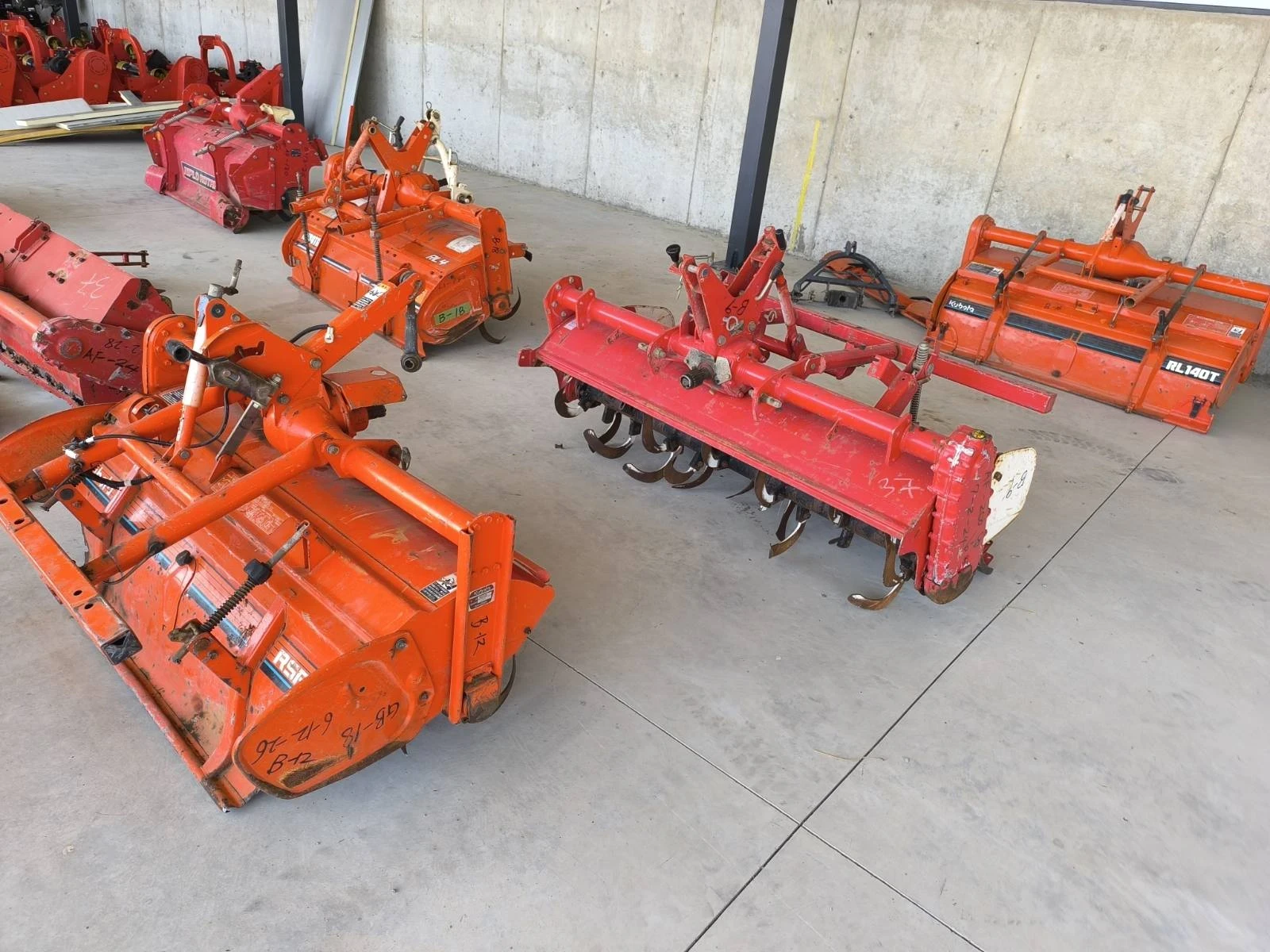 Трактор Kubota Техно груп  - изображение 9