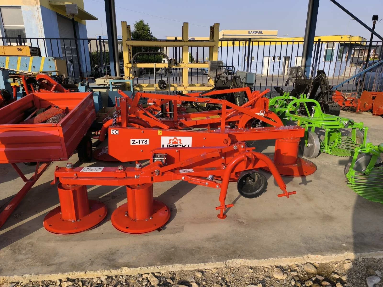 Трактор Kubota Техно груп  - изображение 10