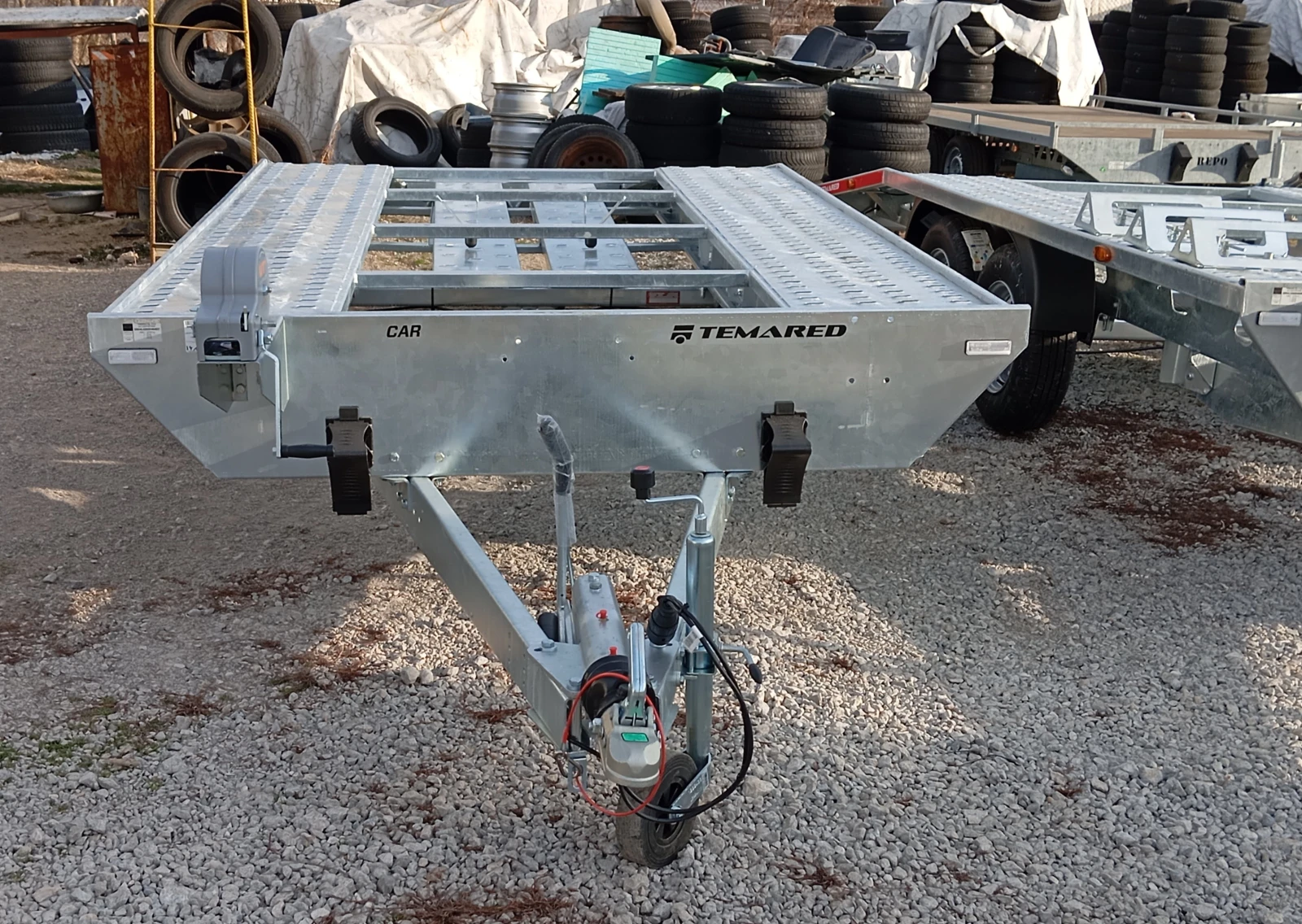   Temared   NIWIADOV - 4.55/2.05-14"-2700  | Mobile.bg   1