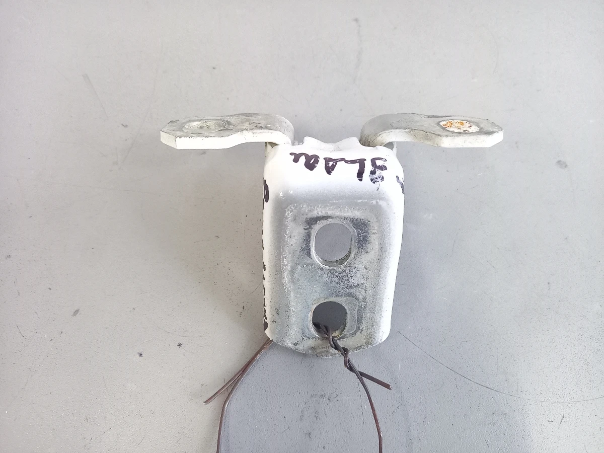 Панта врата задна лява долна Рено Лагуна комби (б)