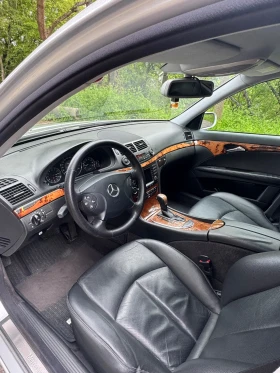 Mercedes-Benz E 240 Mercedes-Benz E240 4MATIC, снимка 8