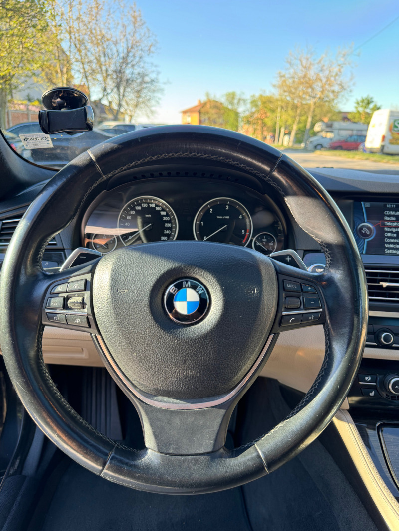 BMW 530 3x Tv*Distronic*Head Up*Panorama*Keyless GO*Full, снимка 9 - Автомобили и джипове - 45222561