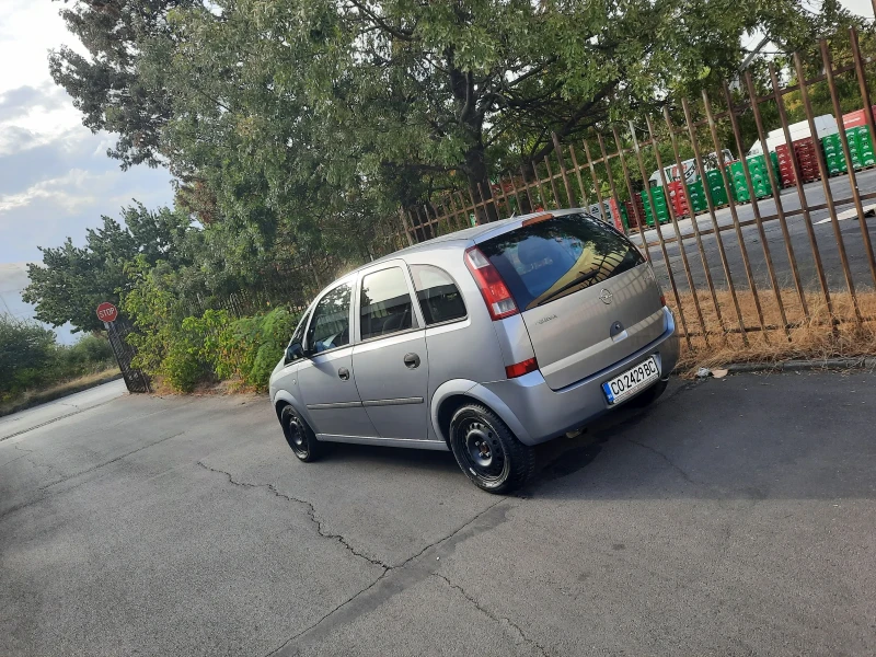 Opel Meriva, снимка 3 - Автомобили и джипове - 47493571