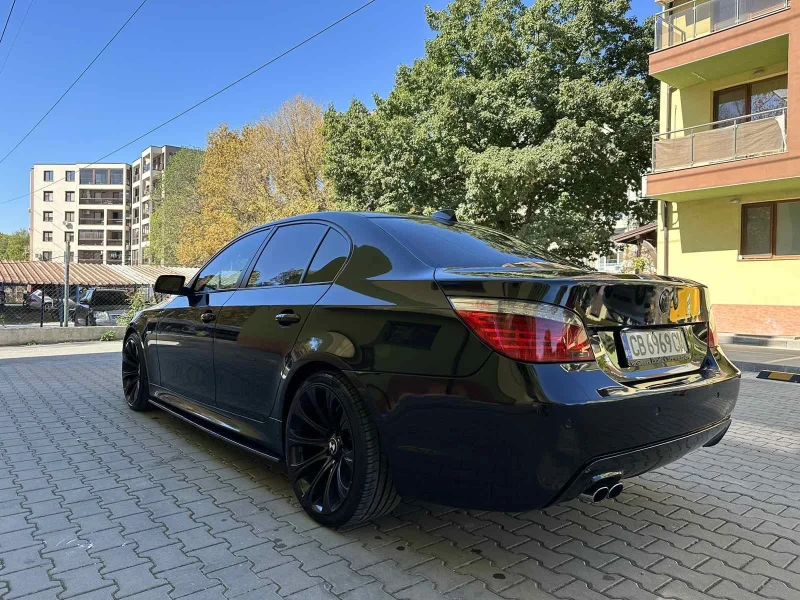 BMW 530, снимка 13 - Автомобили и джипове - 47342550