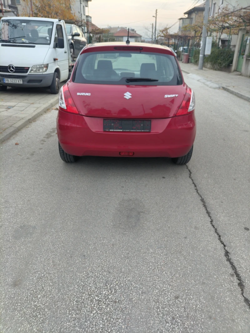 Suzuki Swift 1.3 DDIS , снимка 14 - Автомобили и джипове - 48371199