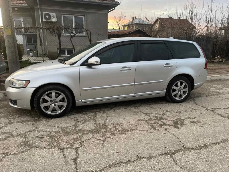 Volvo V50, снимка 8 - Автомобили и джипове - 48826030