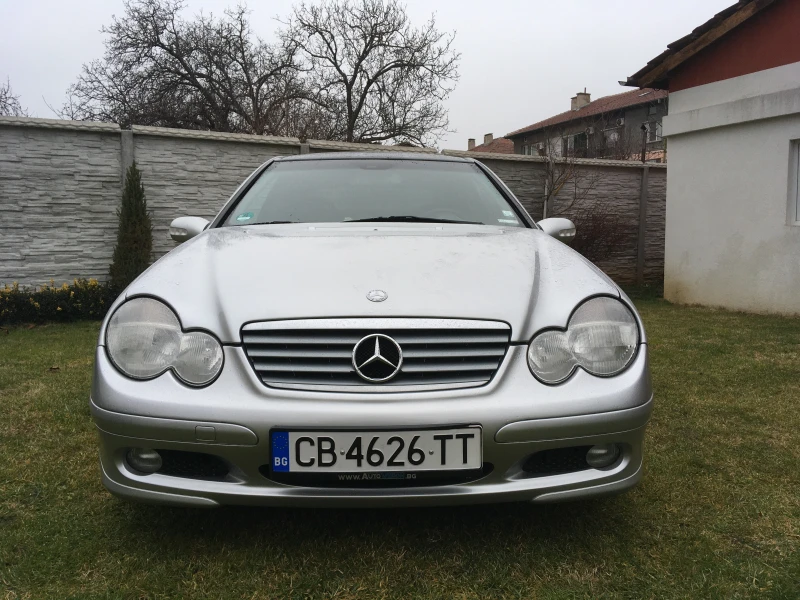 Mercedes-Benz C 200 sport coupe, снимка 1 - Автомобили и джипове - 49276149