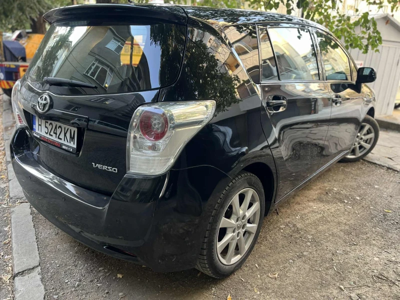 Toyota Verso, снимка 5 - Автомобили и джипове - 52082331