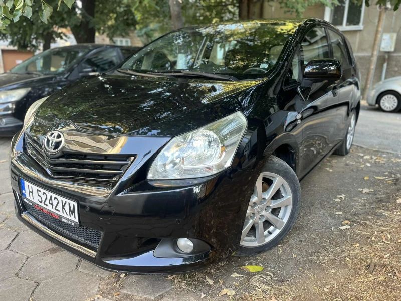 Toyota Verso, снимка 2 - Автомобили и джипове - 52082331