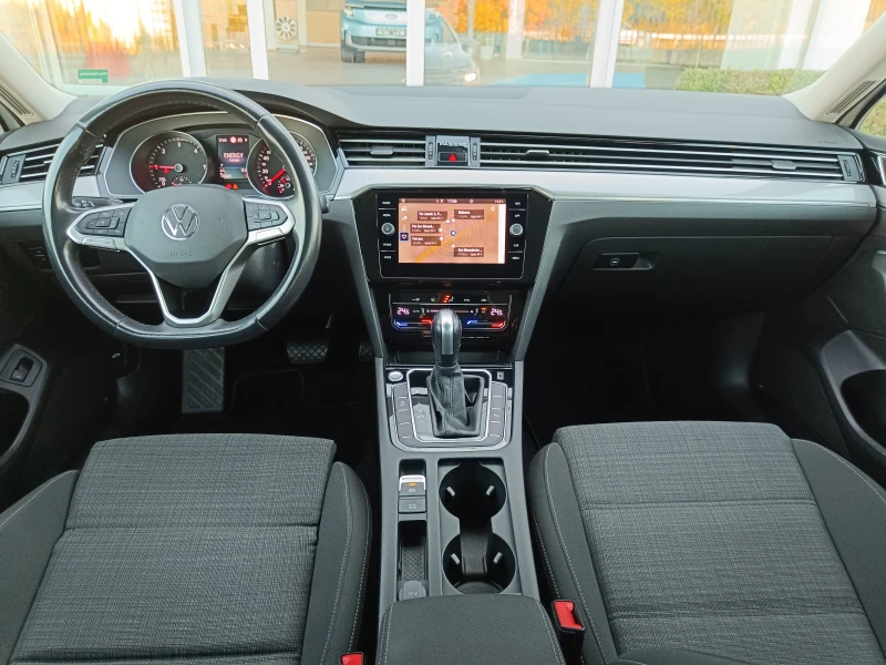 VW Passat 2.0 TDI , снимка 11 - Автомобили и джипове - 52157964