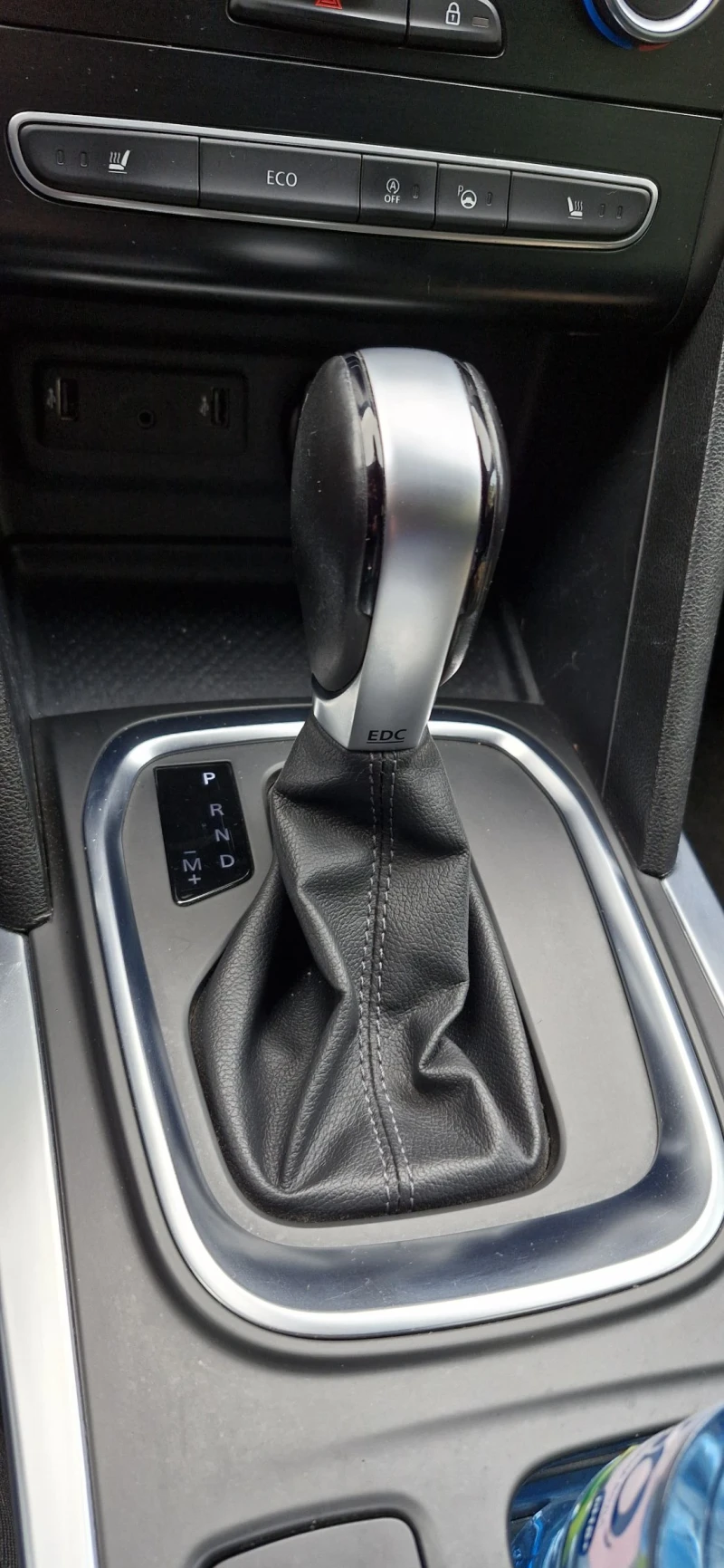 Renault Megane 1.3 Tce Grandtour, снимка 10 - Автомобили и джипове - 52471681