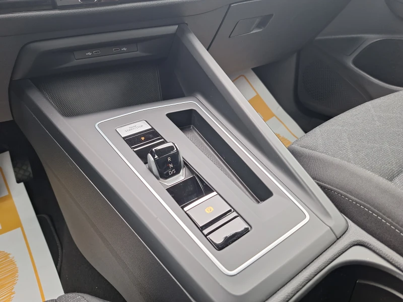 VW Golf VARIANT 2.0TDI 150к.с. DSG, снимка 11 - Автомобили и джипове - 52725425