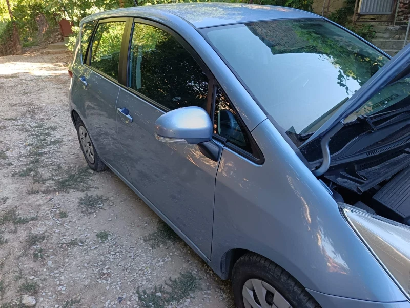 Toyota Verso S 1.3 100 к.с. ЕВРО 5 2011 година, снимка 8 - Автомобили и джипове - 52805566