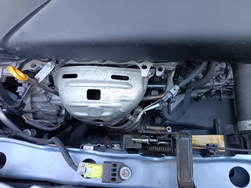 Toyota Verso S 1.3 100 к.с. ЕВРО 5 2011 година, снимка 5 - Автомобили и джипове - 52805566