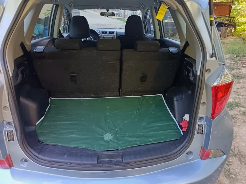 Toyota Verso S 1.3 100 к.с. ЕВРО 5 2011 година, снимка 11 - Автомобили и джипове - 52805566