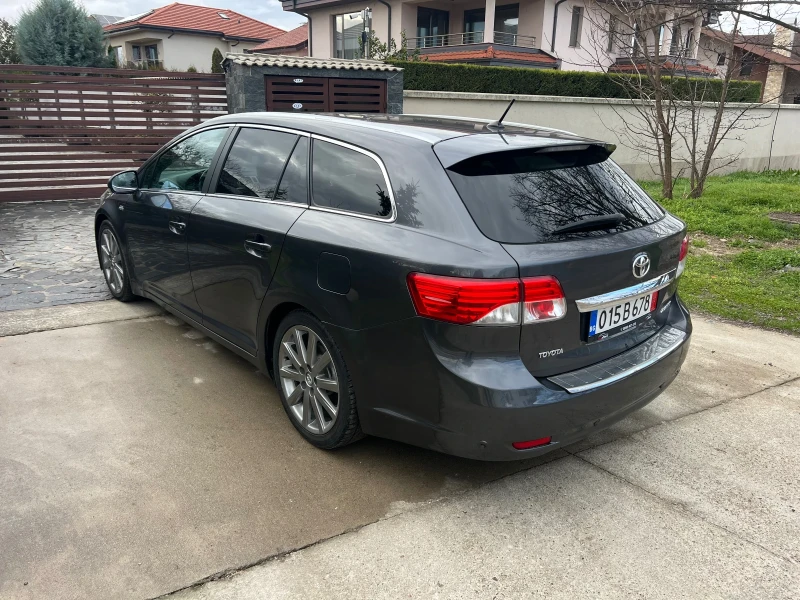 Toyota Avensis 2.2D 150кс АВТОМАТ, снимка 4 - Автомобили и джипове - 53035089