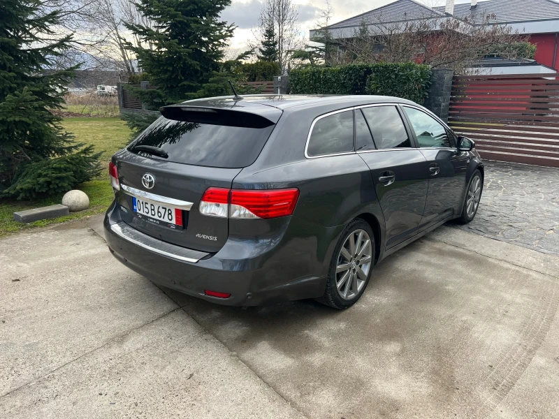 Toyota Avensis 2.2D 150кс АВТОМАТ, снимка 6 - Автомобили и джипове - 53035089