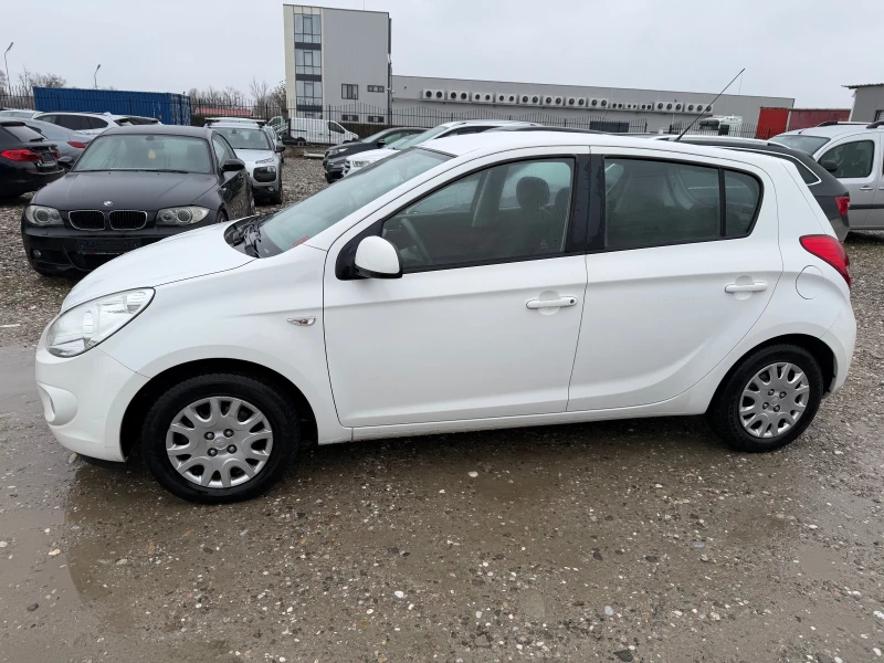 Hyundai I20 1.2 ГАЗ.ИНЖЕКЦИОН, снимка 8 - Автомобили и джипове - 53242979