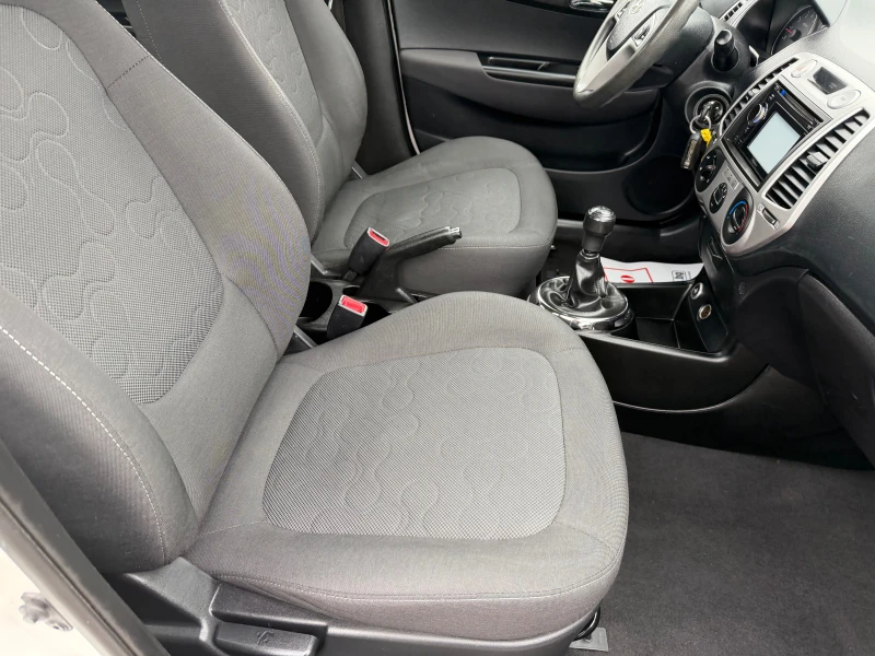 Hyundai I20 1.2 ГАЗ.ИНЖЕКЦИОН, снимка 11 - Автомобили и джипове - 53242979