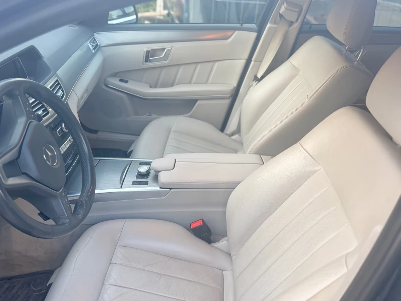 Mercedes-Benz 300, снимка 5 - Автомобили и джипове - 53401332