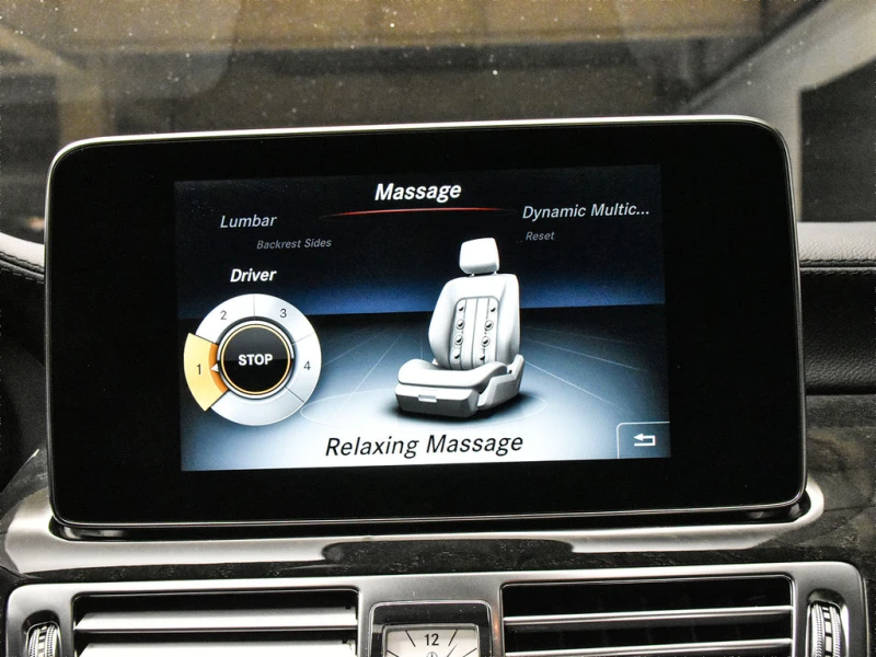 Mercedes-Benz CLS 400 4MATIC* AMG Package* КОжа* Подгрев* Масажи* Кейлес, снимка 13 - Автомобили и джипове - 53405306