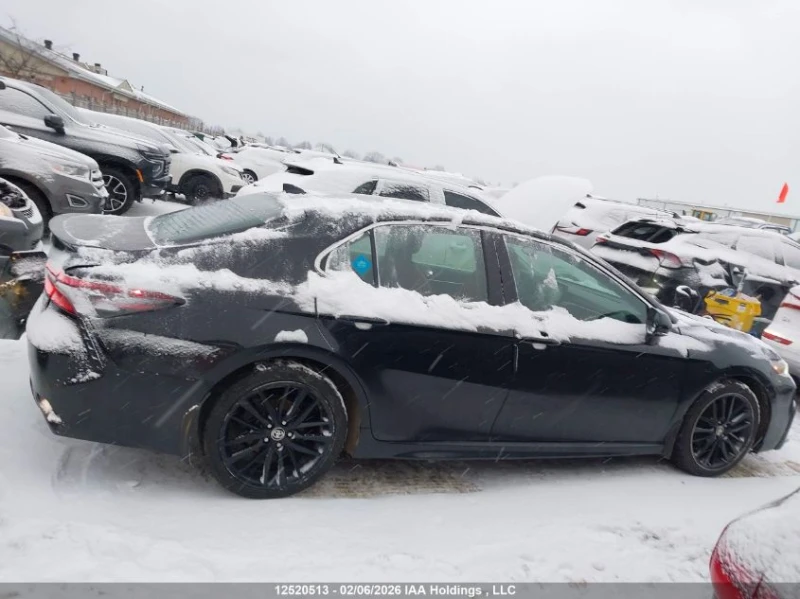 Toyota Camry Hybrid* Premium* Red Interior* , снимка 7 - Автомобили и джипове - 53416192