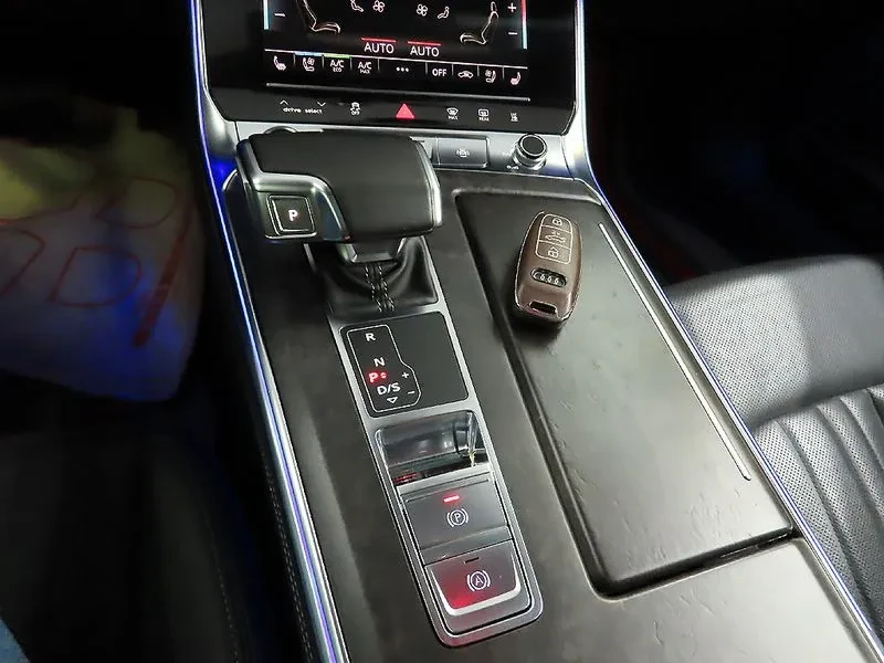 Audi A7 3.0 TDI Quattro - САМО 30% АВАНС, снимка 14 - Автомобили и джипове - 55430837