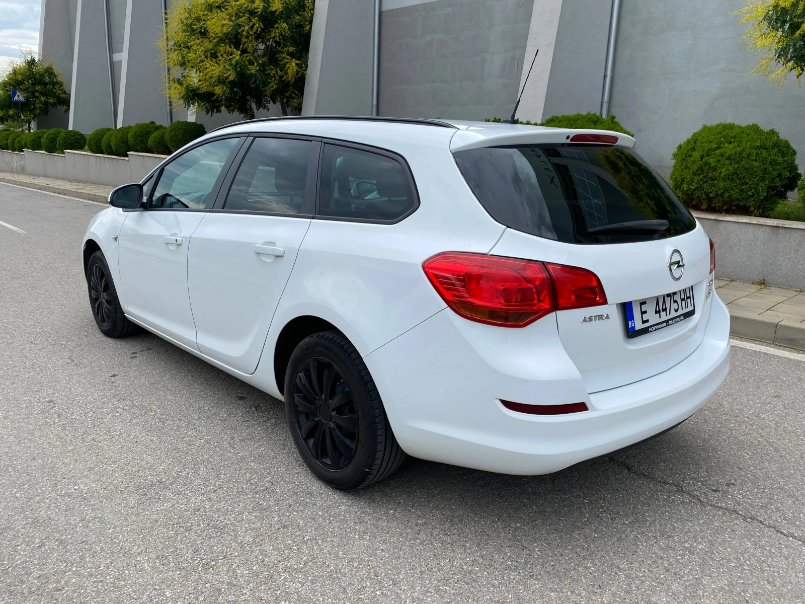 Opel Astra 1.4 i - изображение 4