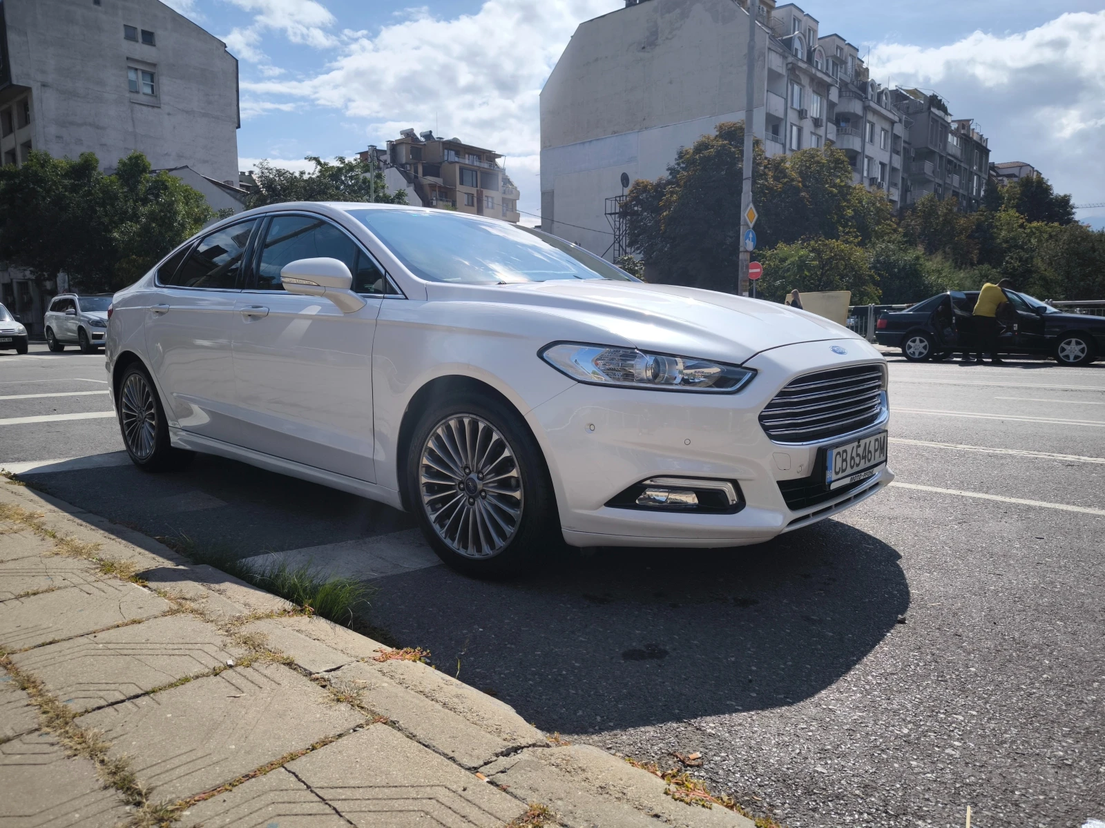 Ford Mondeo 1, 5 Ecoboost - изображение 8