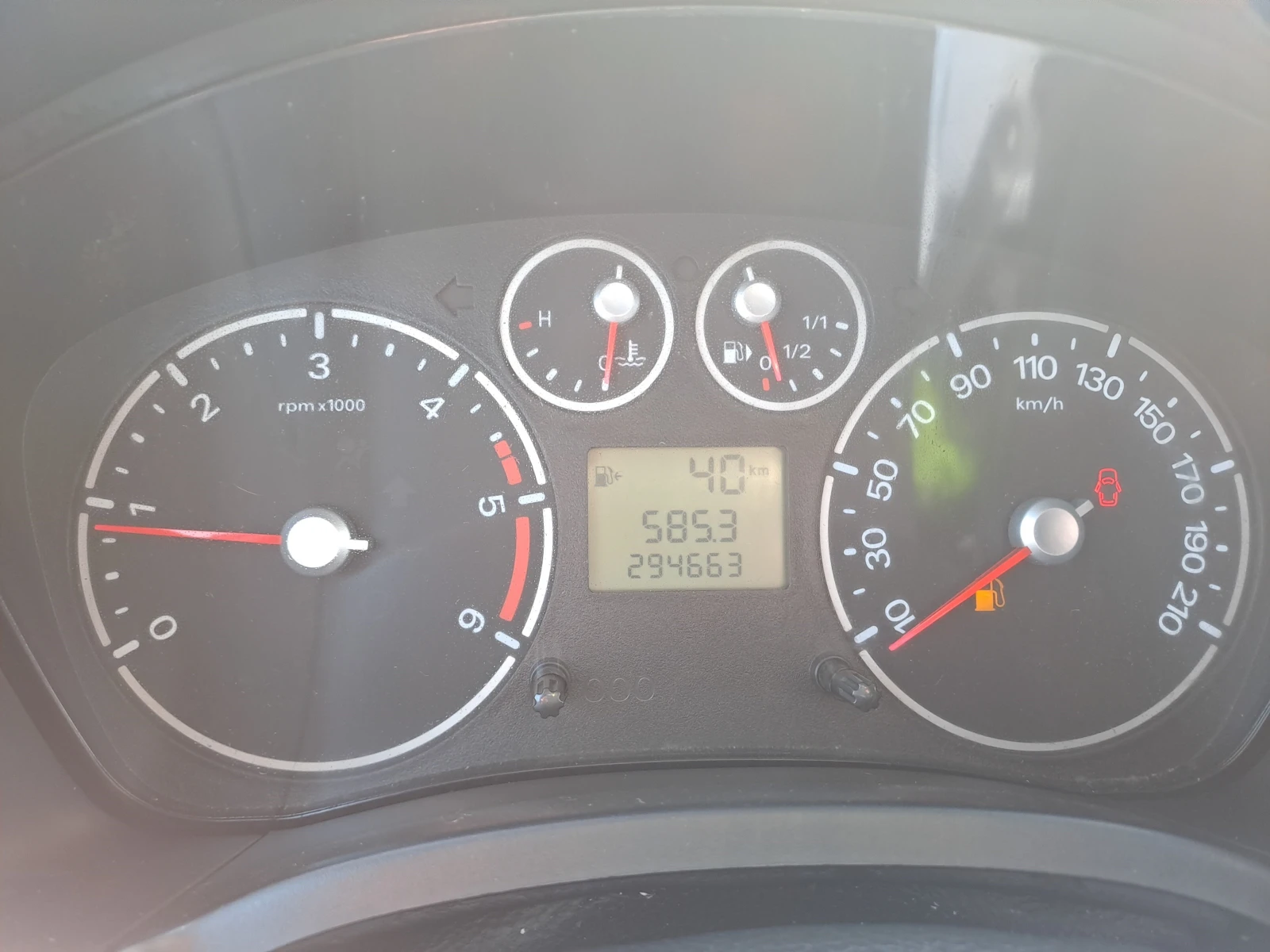 Ford Connect TRANZIT - изображение 9