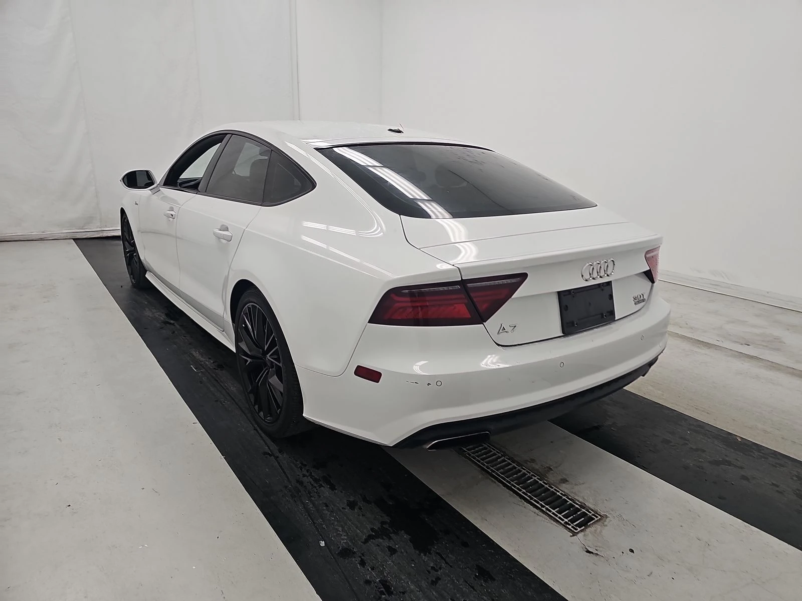 Audi A7 3.0T* PREMIUM* PLUS* MATRIX* ДИСТРОНИК* КАМЕРА* BO - изображение 4