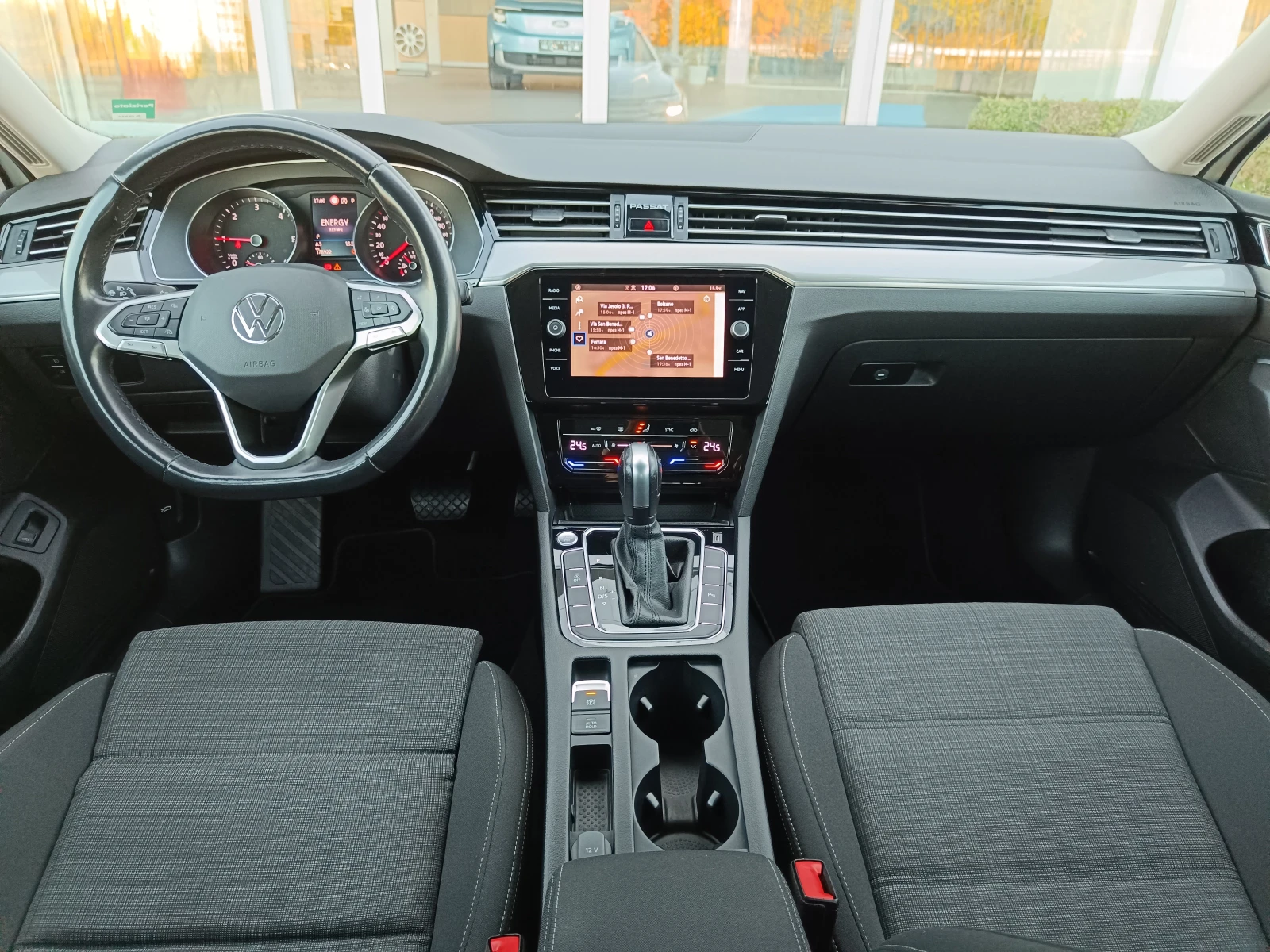 VW Passat 2.0 TDI  | Mobile.bg — изображение 11
