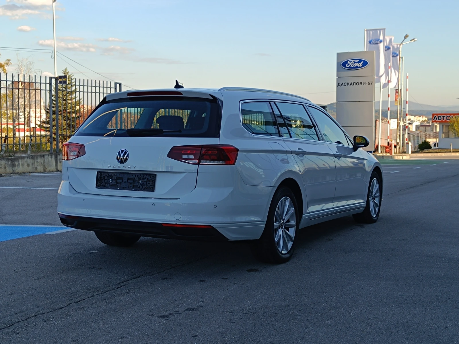 VW Passat 2.0 TDI  | Mobile.bg — изображение 4