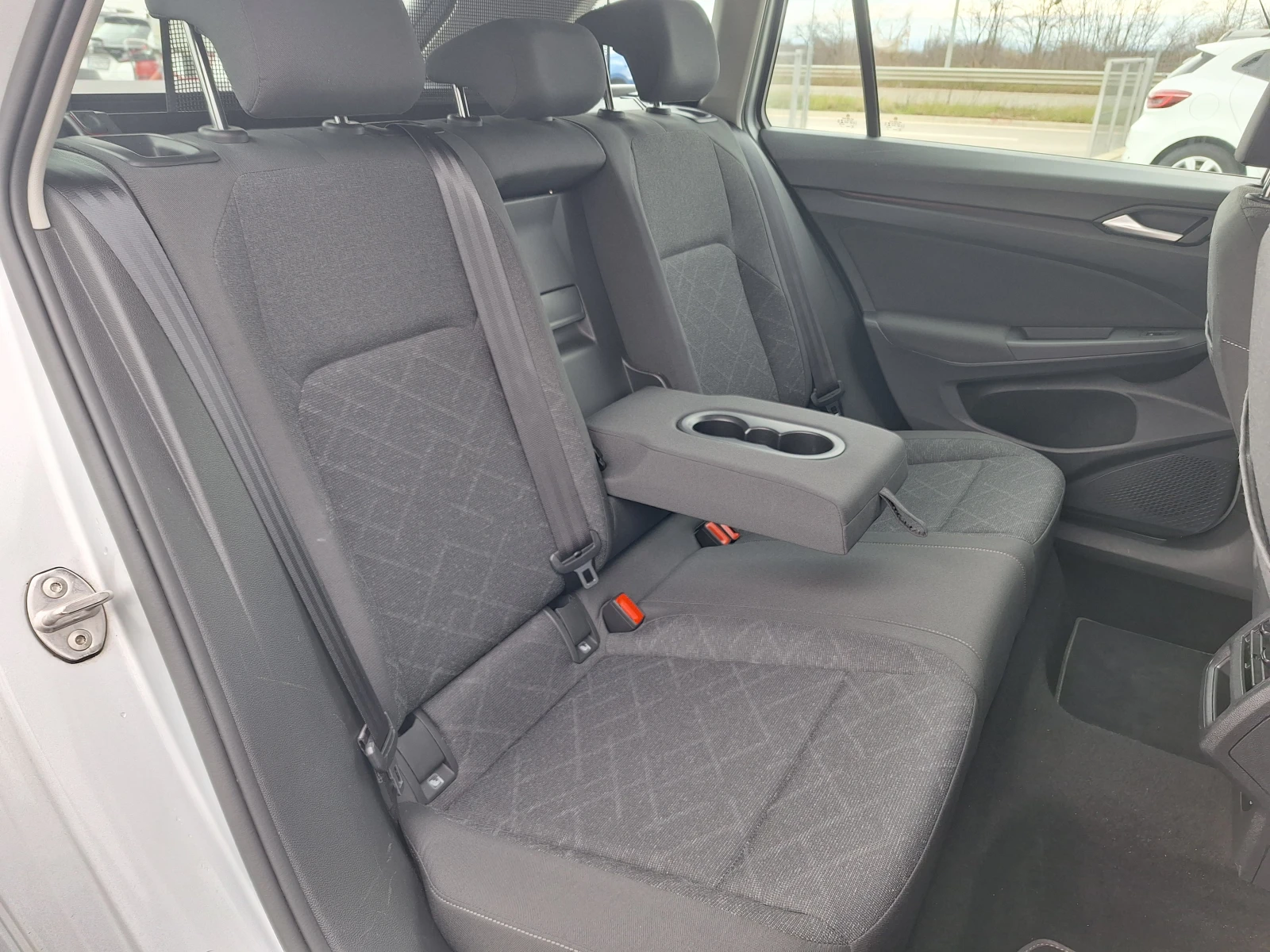 VW Golf VARIANT 2.0TDI 150.. DSG | Mobile.bg   15