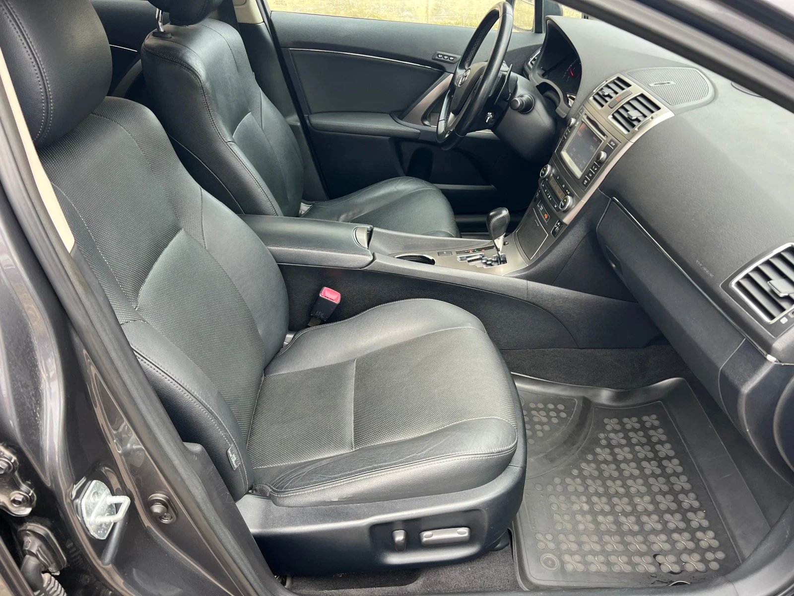 Toyota Avensis 2.2D 150�� ������� | Mobile.bg � ����������� 14