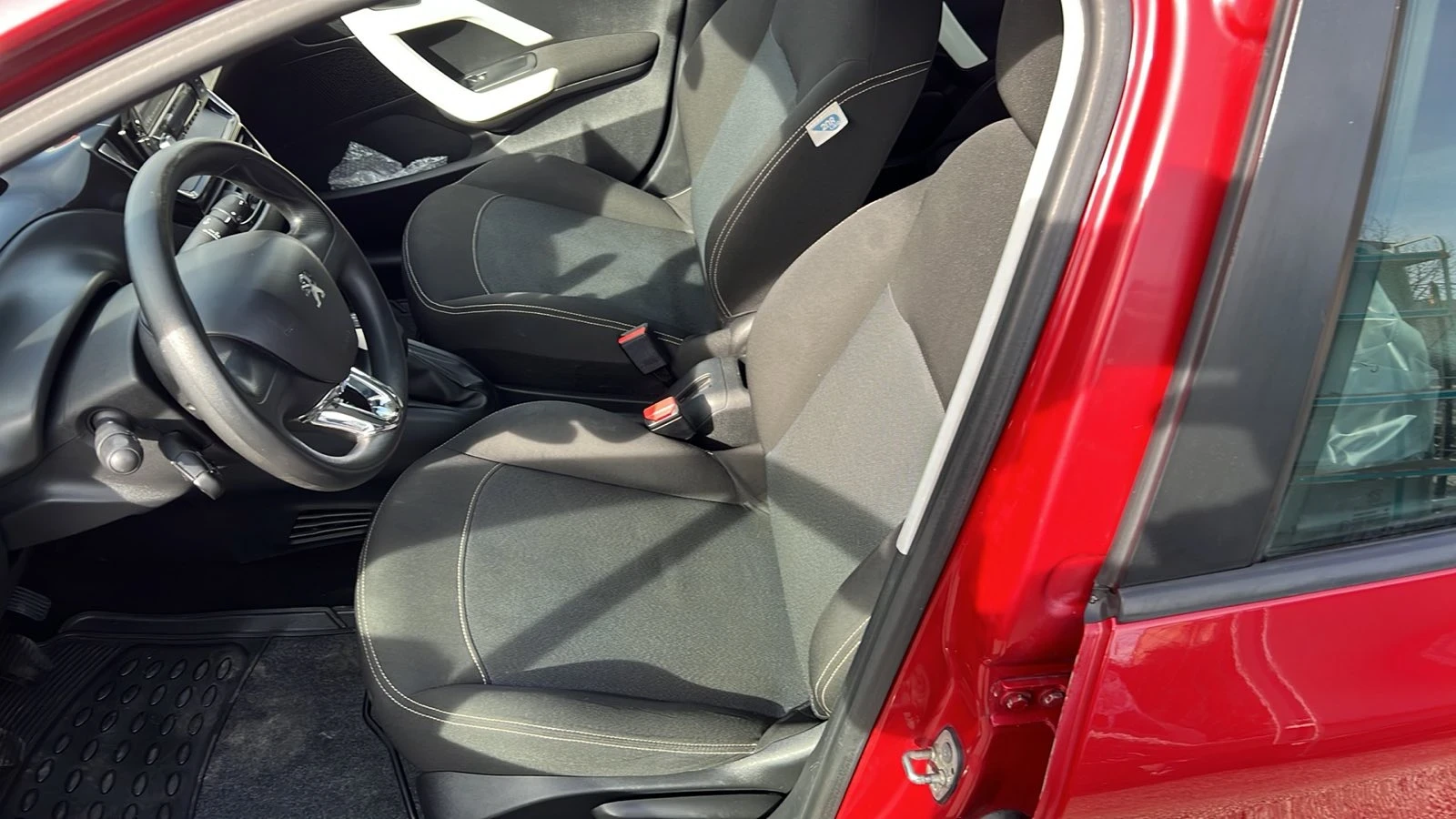 Peugeot 208 1199 | Mobile.bg � ����������� 8
