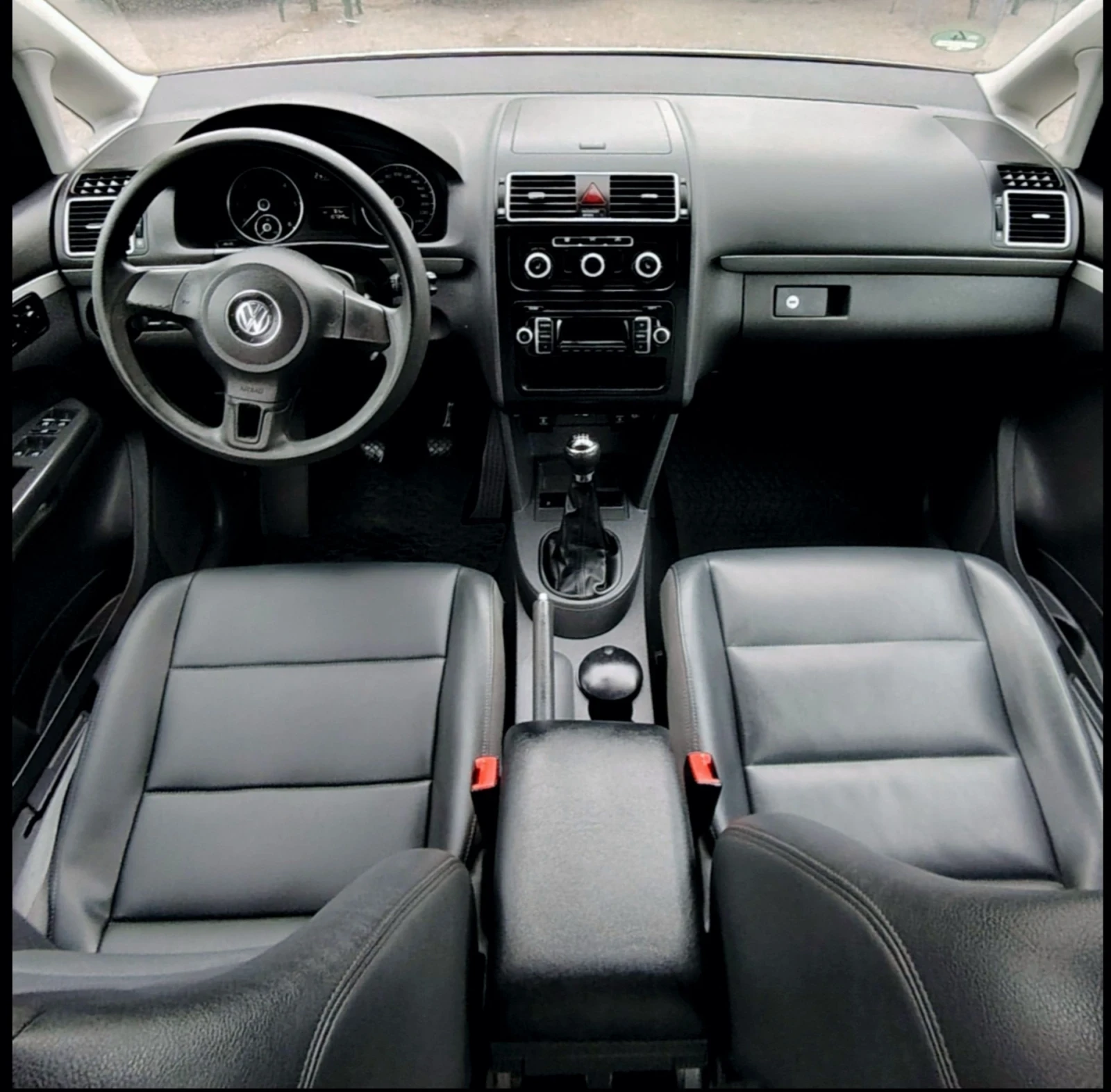 VW Touran 1.6TDI/Кожен салон-Higline