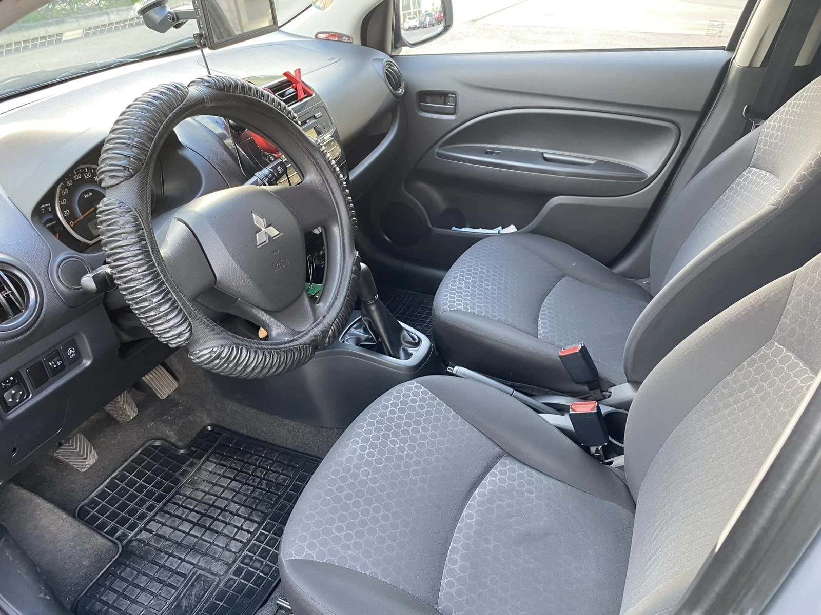 Mitsubishi Space star 1.0 eko, снимка 8 - Автомобили и джипове - 53995865