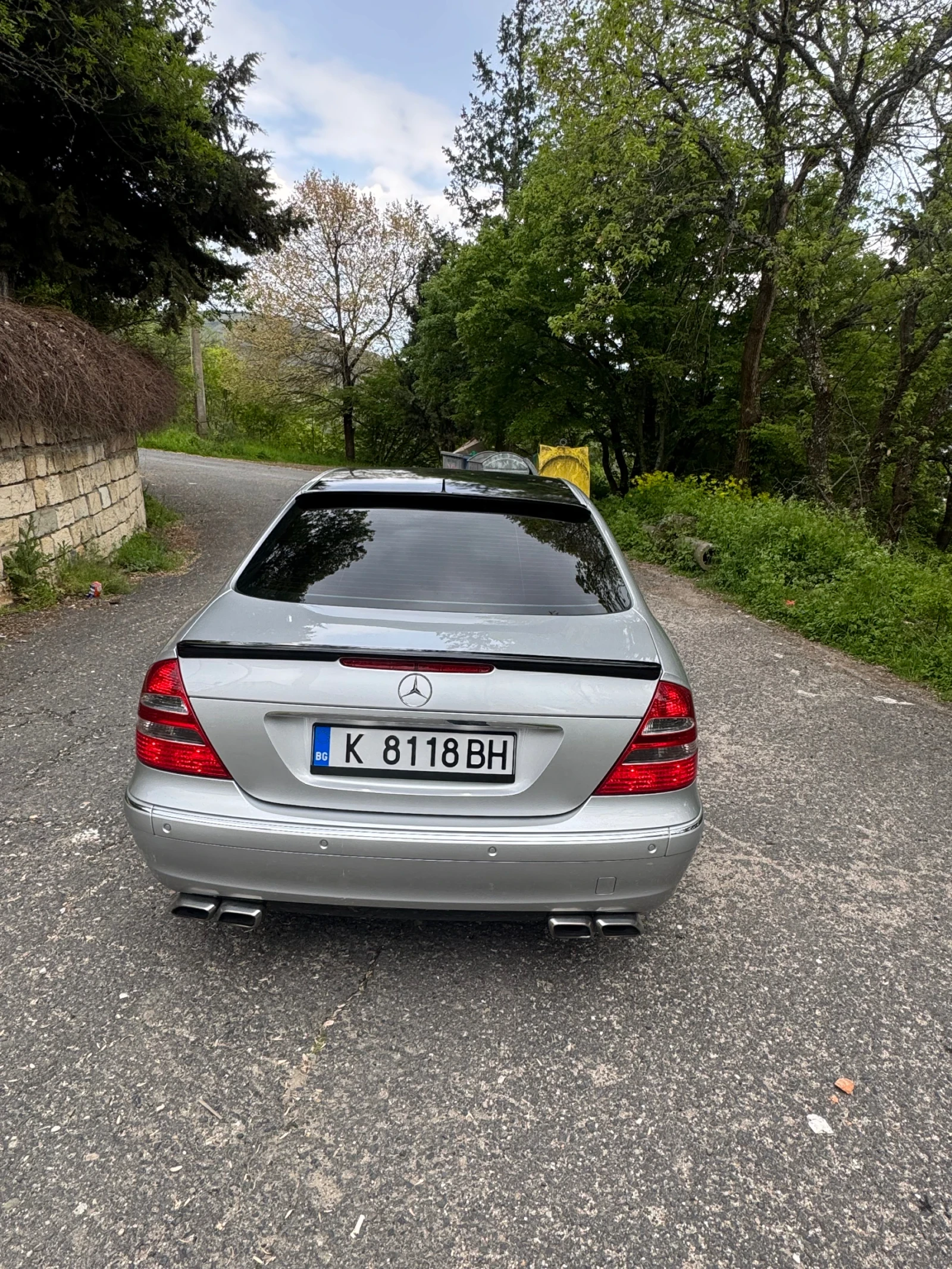 Mercedes-Benz E 240 Mercedes-Benz E240 4MATIC, снимка 5 - Автомобили и джипове - 54390410