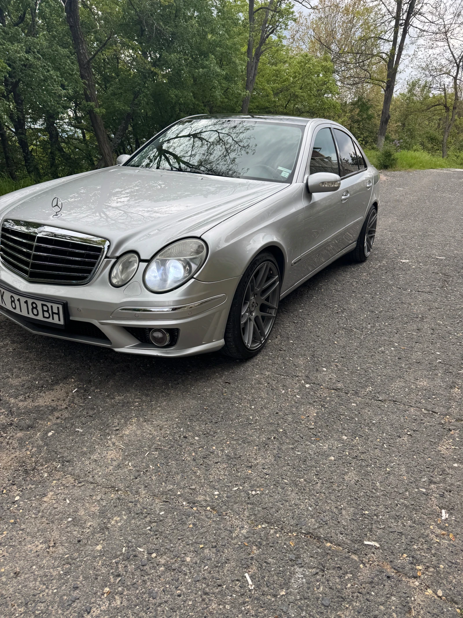 Mercedes-Benz E 240 Mercedes-Benz E240 4MATIC