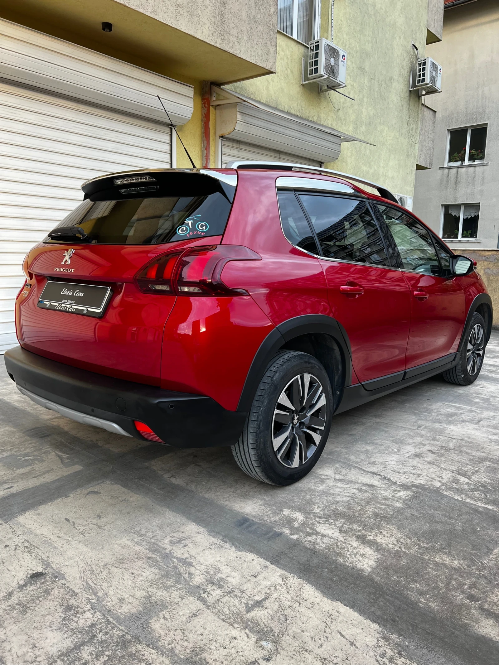 Peugeot 2008 Facelift 1.6 Blue HDI , снимка 6 - Автомобили и джипове - 54611222