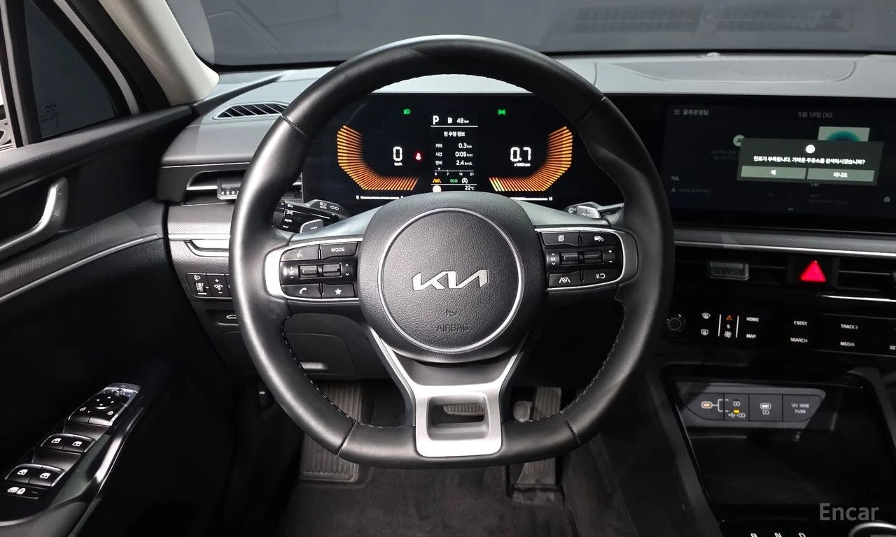 Kia K5 1.6* TURBO* PRESTIGE* ПОДГРЕВ* ОБДУХВАНЕ* КАМЕРА* , снимка 8 - Автомобили и джипове - 54703054