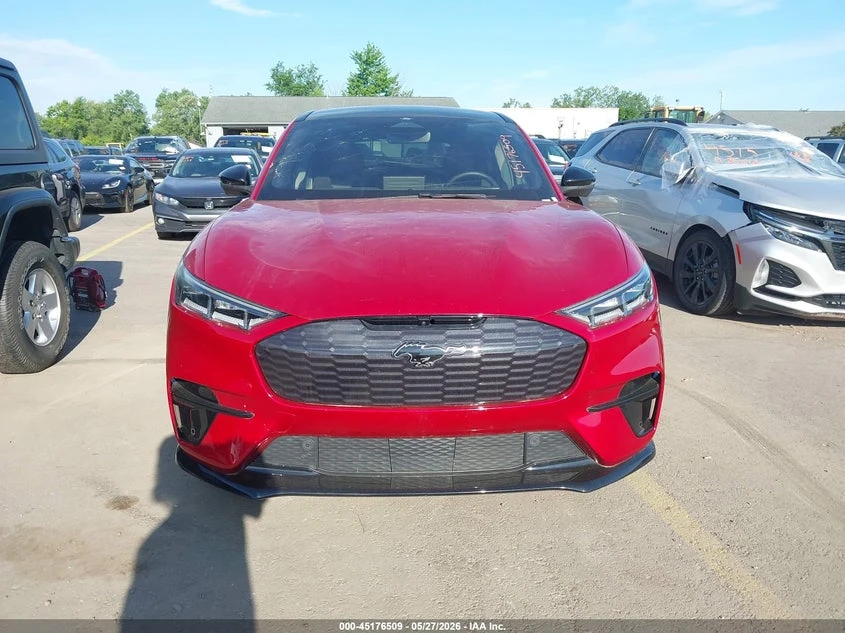 Ford Mustang Mach-E Gt, снимка 12 - Автомобили и джипове - 54891810
